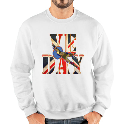 VE Day Victory In Europe Day Remembrance Day British Flag Veterans UK Victory Day 78th Anniversary World War II British Fighter Airplane Unisex Sweatshirt