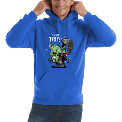 It's So Tiny! The Mandalorian Holding Grogu Yoda's species Star Wars Mando And Baby Yoda Star Wars Day 46th Anniversary Unisex Hoodie